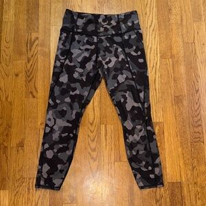 Athleta Black and Gray Camouflage Leggings